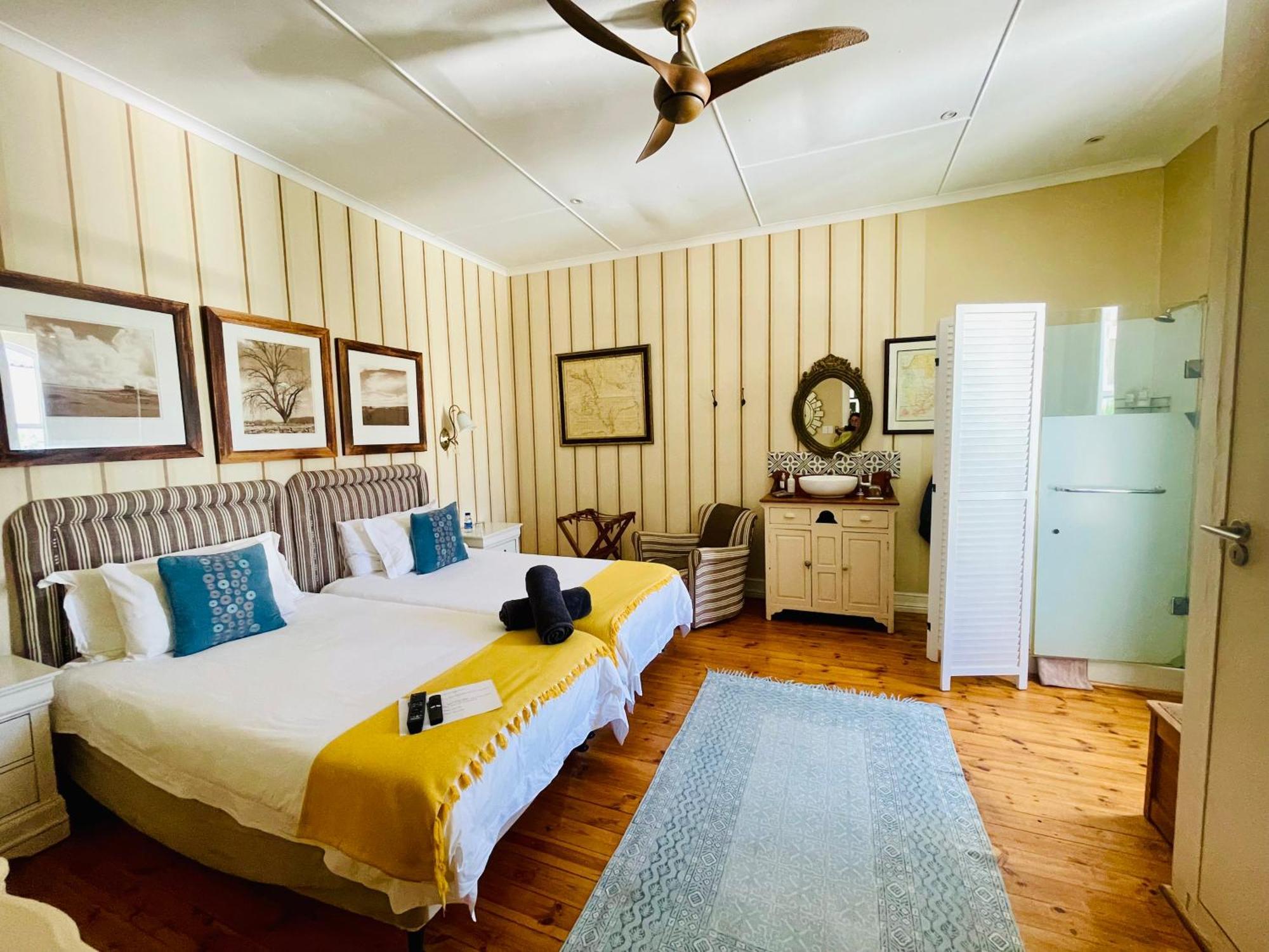 Karoo Art Hotel Барридейл Экстерьер фото